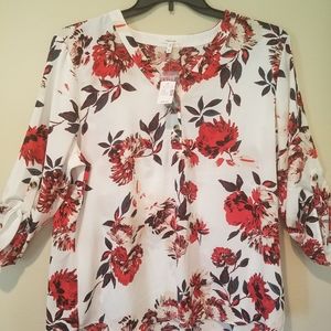 Red Floral Double Button V- Neck Blouse 3/4 Sleeve